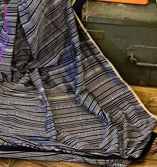 Merserised cotton scarf with patia weave